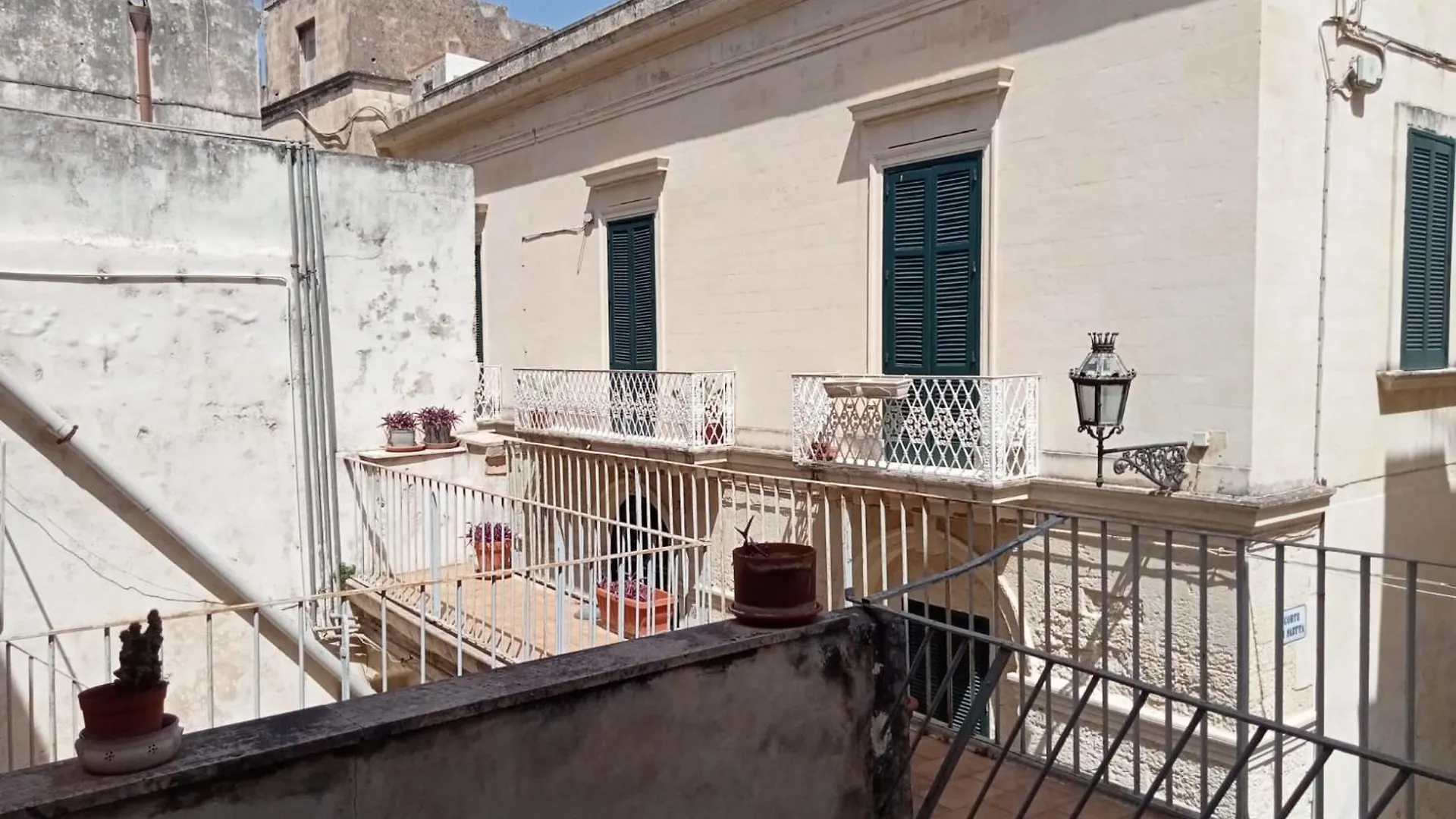 Apartament Dimora Storica Principi Di Savoia Lecce Włochy